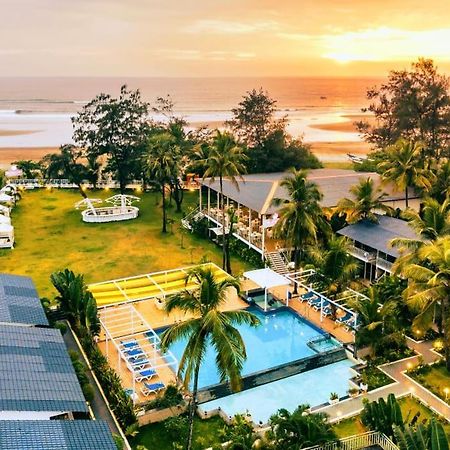 Foxoso La Beach Resort & Spa Old Goa Exterior photo